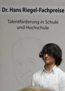 1. Preis für Seminararbeit bei der Dr.-Hans-Riegel-Stiftung