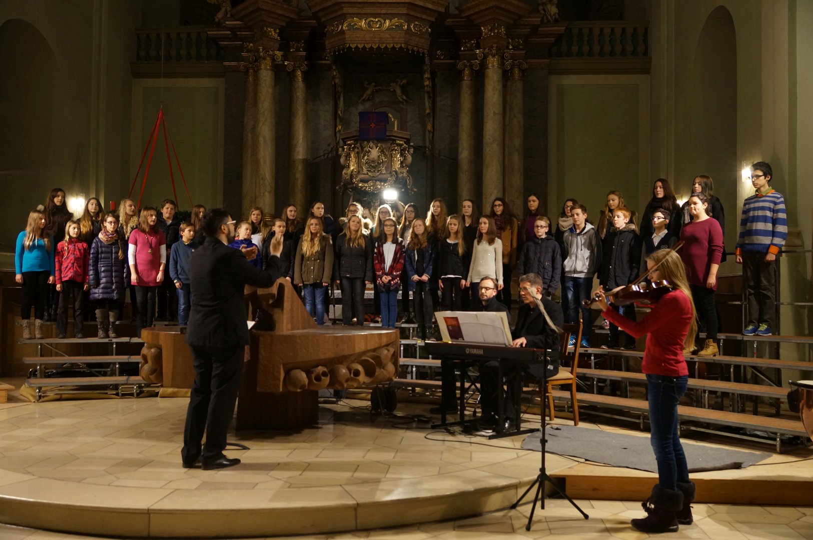 Adventskonzert (Ensembles der 5. – 8. Klassen – Dezember 2015)