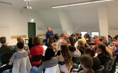 Einblick in die Vergangenheit: Christian Ahnsehls Zeitzeugenbericht zur DDR-Geschichte